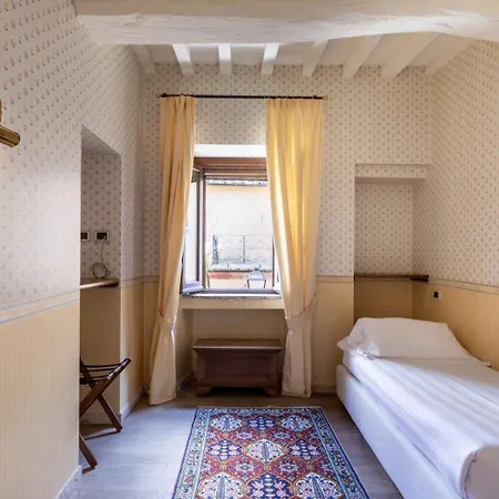 Relais Il Canalicchio Country & 4*