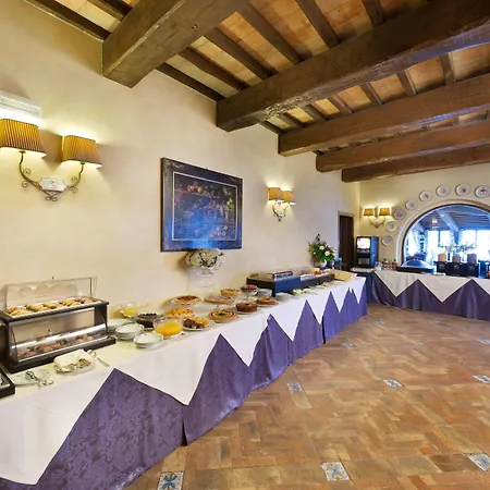 Relais Il Canalicchio Country & Hotell