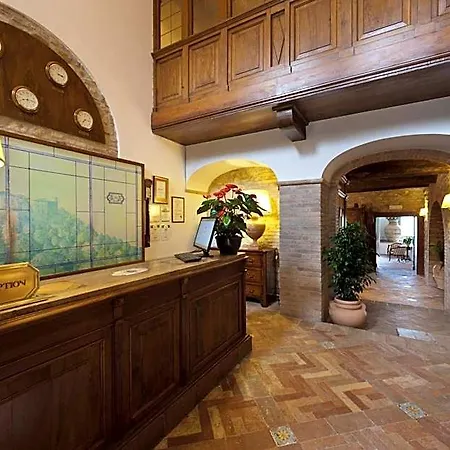 Relais Il Canalicchio Country & 4* Casalalta