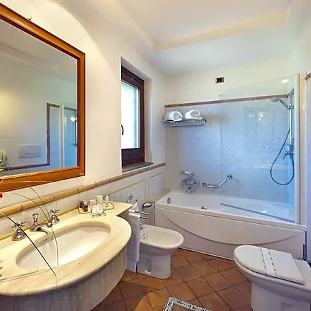 Relais Il Canalicchio Country & 4*