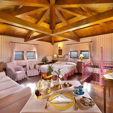 Hotel Relais Il Canalicchio Country & 4*