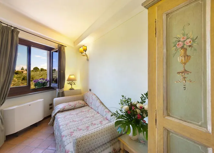 Relais Il Canalicchio Country & Hotel 4*