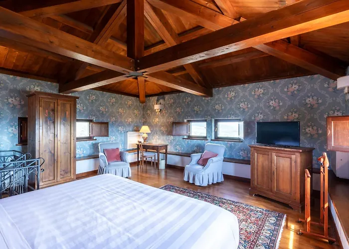 Relais Il Canalicchio Country & 4*