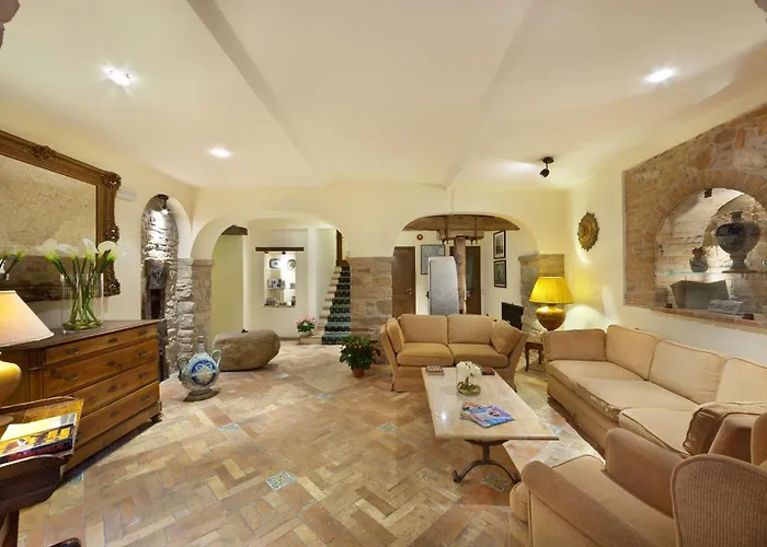 Relais Il Canalicchio Country & 4* Casalalta